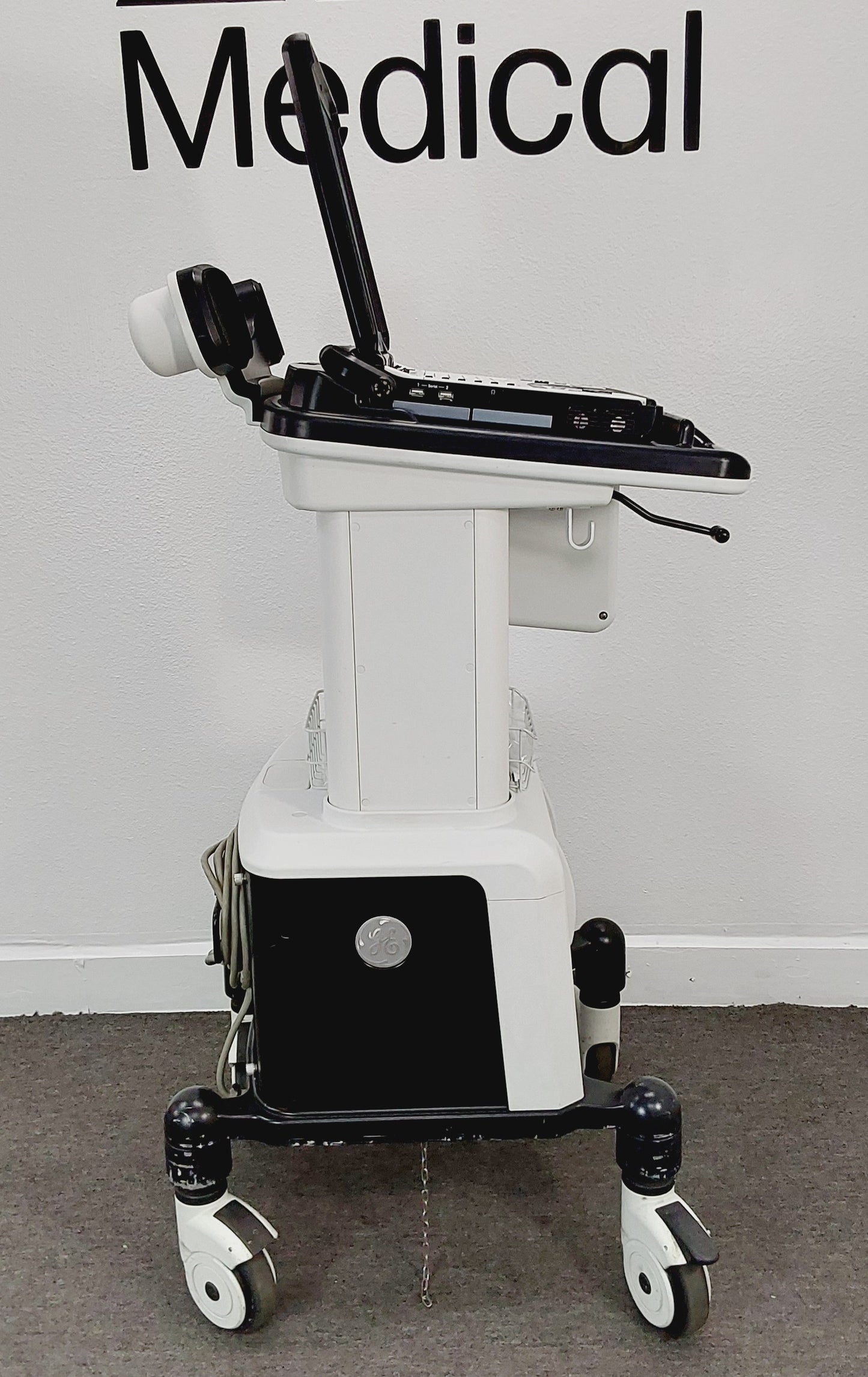 GE LOGIQ E Ultrasound w/ 9L-RS Transducer