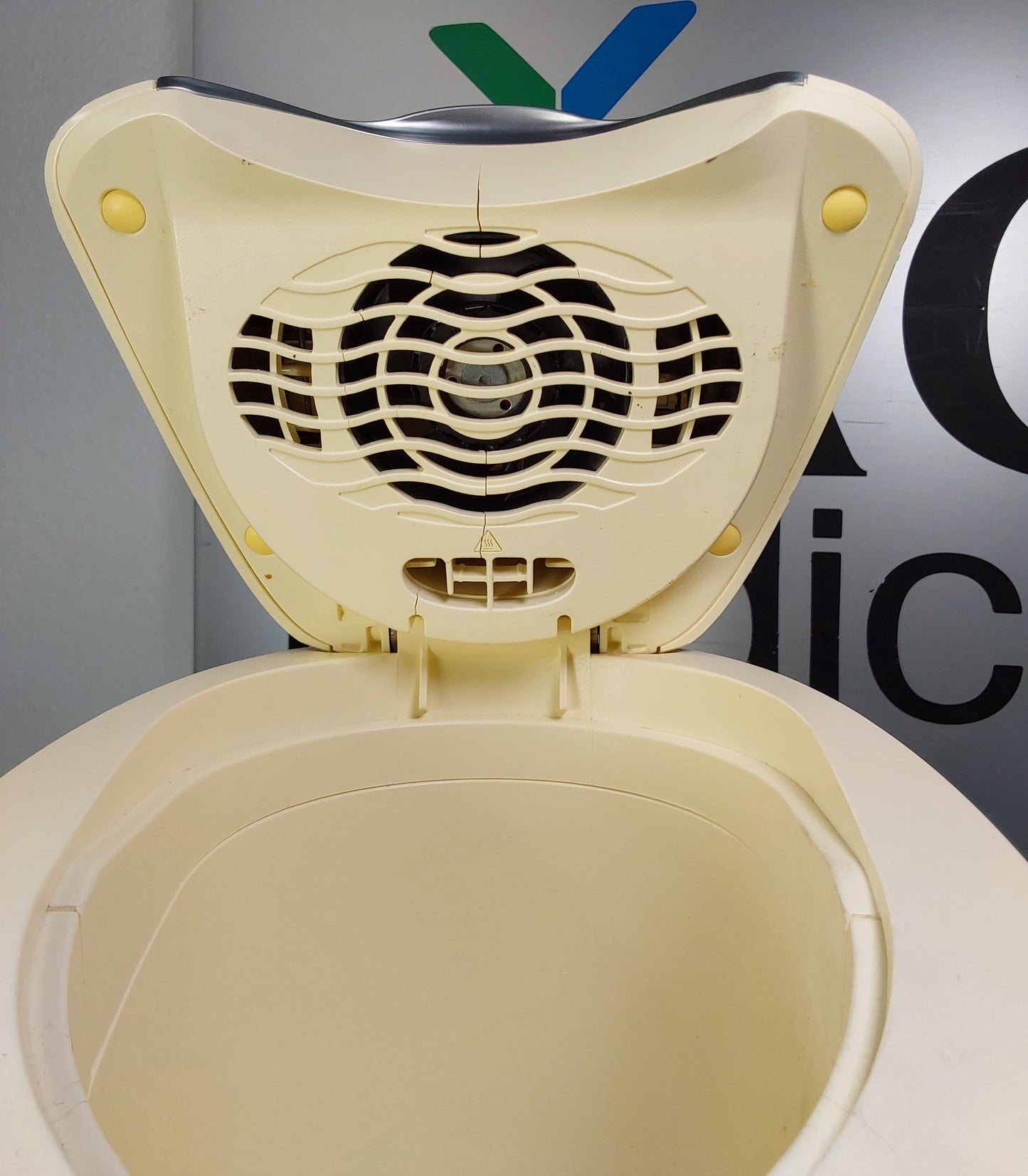 Medela 87115 Milk Warmer