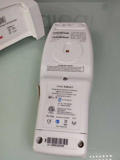Masimo SET Rainbow Radical-7 Pulse CO-Oximeter