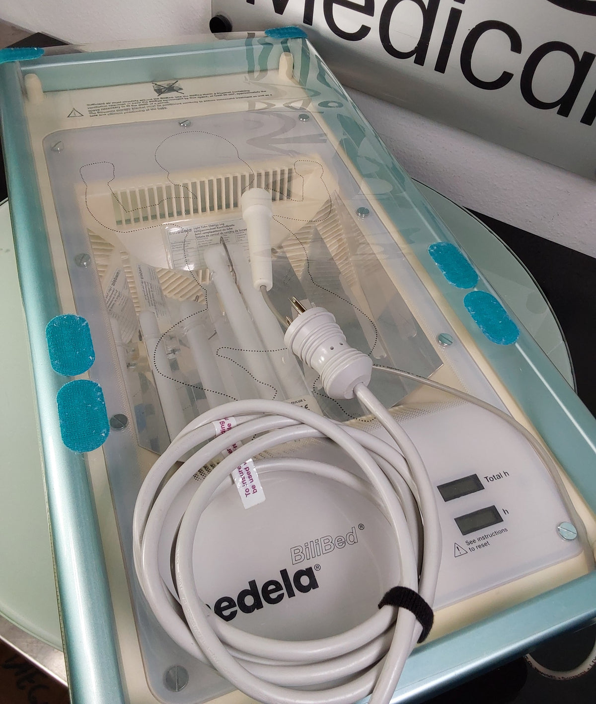 Medela BiliBed Infant Phototherapy Light Bed System 038.3015