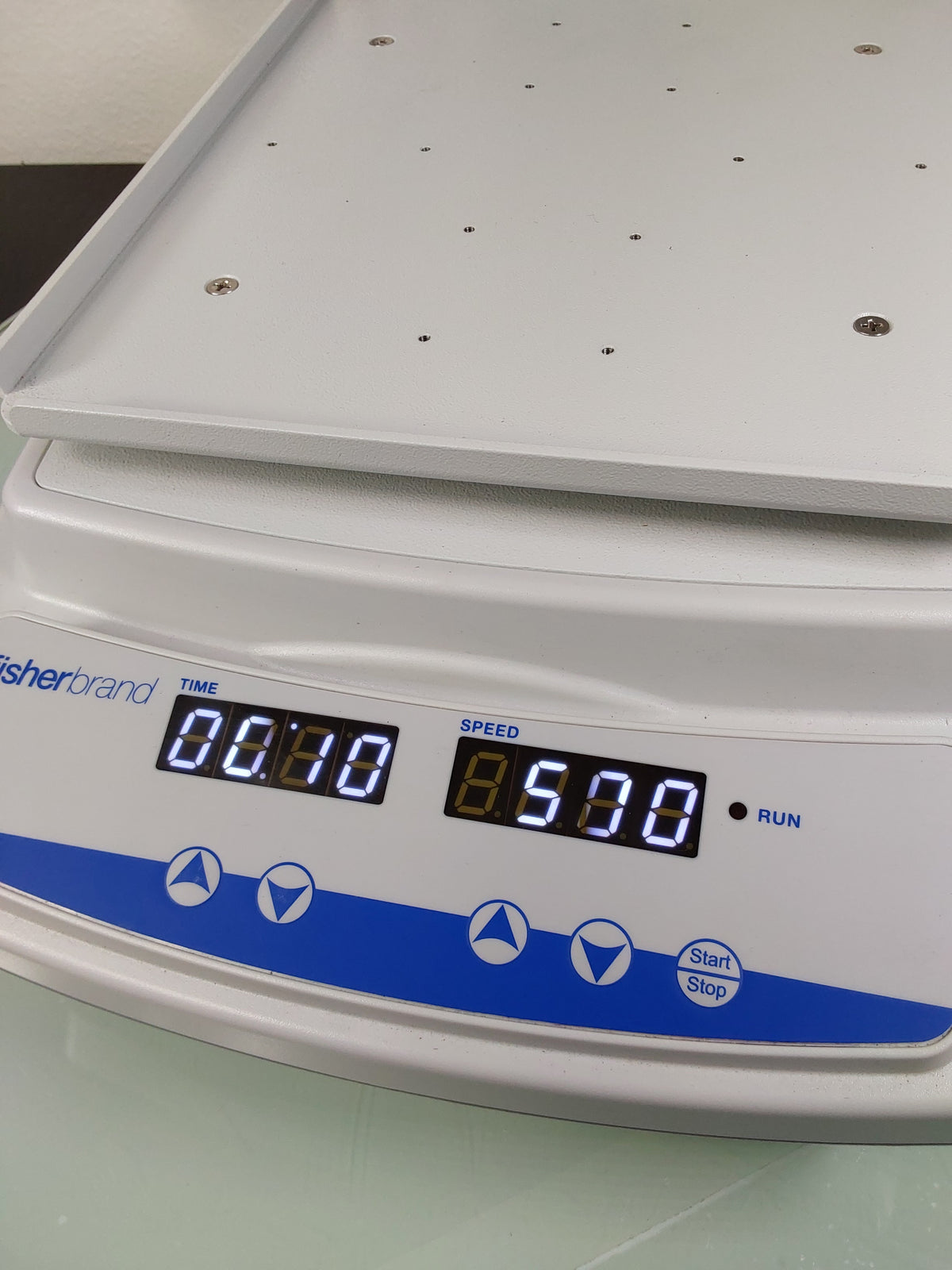 FisherBrand 88861023 Microplate Shaker